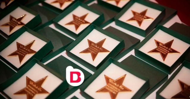 Brandesign agencia creativa obtiene el premio estrella de oro a la excelencia profesional