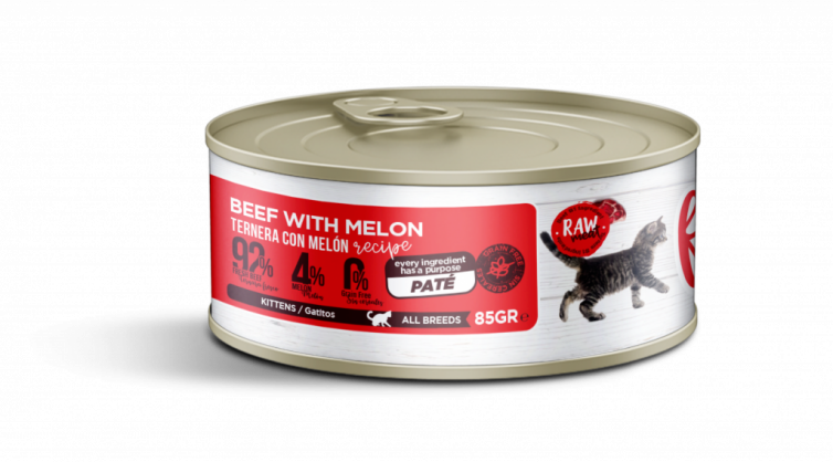 diseño de la etiqueta para las latas de alimentacion húmeda para gatos fresh agencia de diseño de envases y empaques