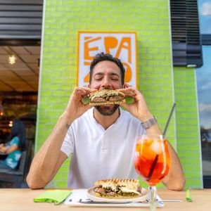 Diseñando el branding gastronómico del restaurante italiano É Pazzo