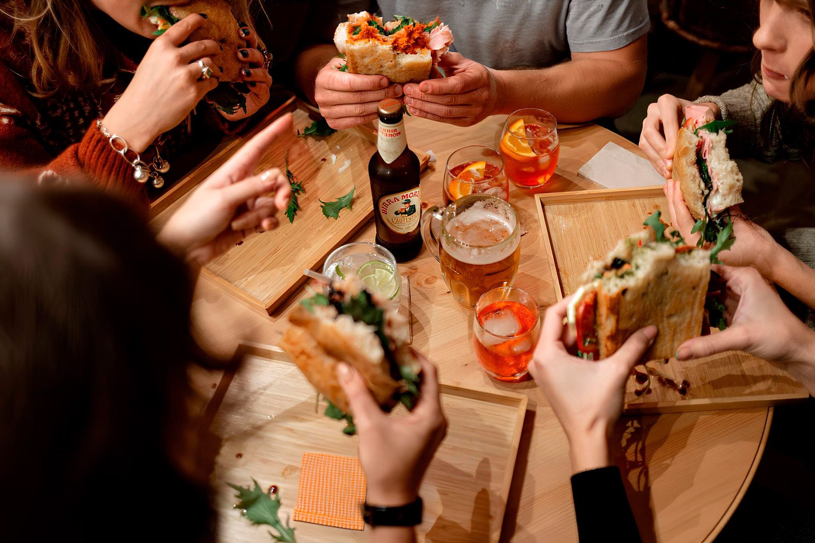 Construcción de narrativa de marca en los canales digitales de É Pazzo.