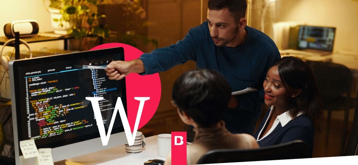 El sector del desarrollo web es una de las áreas más demandadas del mundo digital. Cada año, miles de personas deciden formarse en programación, diseño y tecnología para entrar en este mercado competitivo. Pero ¿cómo puedes conseguir trabajo más rápidamente en desarrollo web sin años de experiencia previa? Aquí te comparto estrategias probadas para abrirte paso en una de las carreras tech más prometedoras.